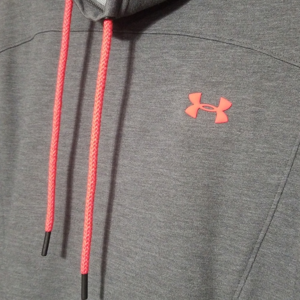 Under Armour Pullover - image 2